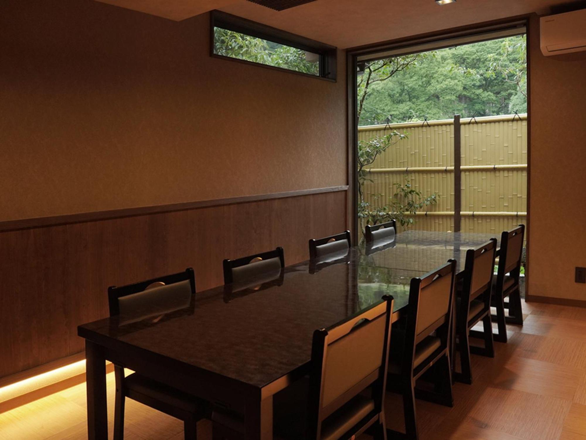 Yunohira Kamiyanagiya Hotel Юфу Екстериор снимка